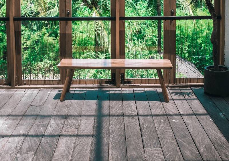 négociant , importateur de bois pour aménagement extérieur Saint Barthélémy , Antilles 